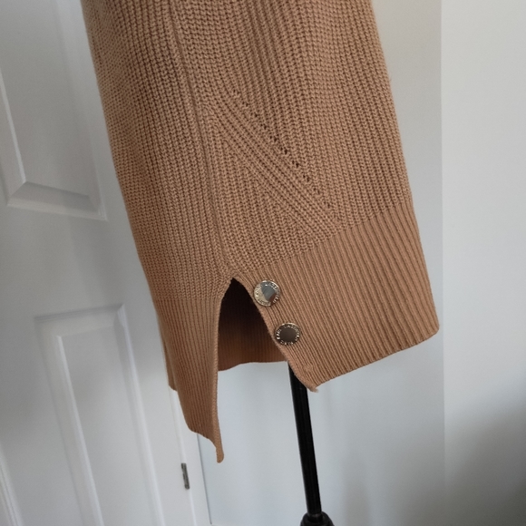 Karl Lagerfeld Paris Turtleneck Sweater Sz. Small - Picture 4 of 4